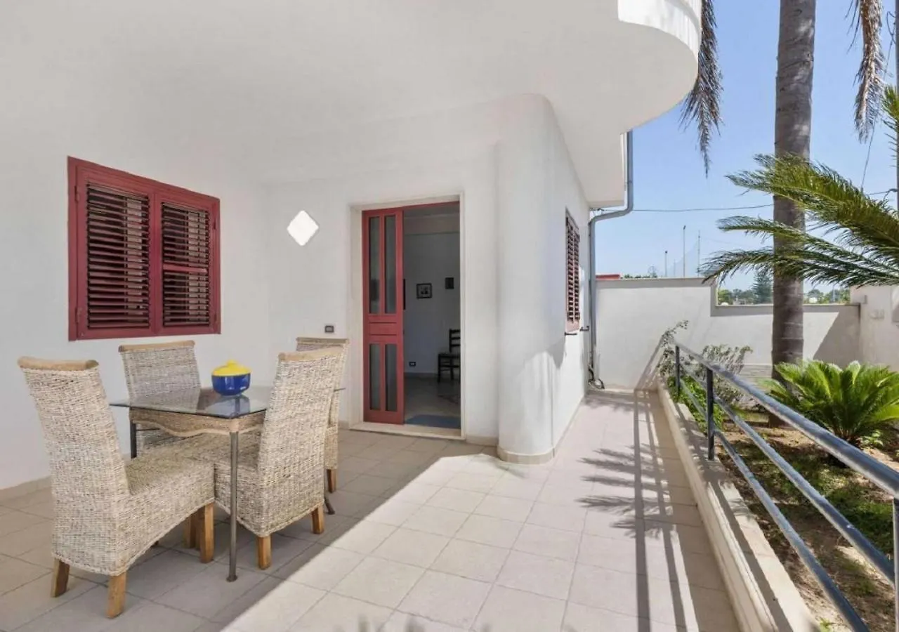 Dom wakacyjny Villa Rosimeli Con Piscina A 150 Mt Dal Mare Ispica