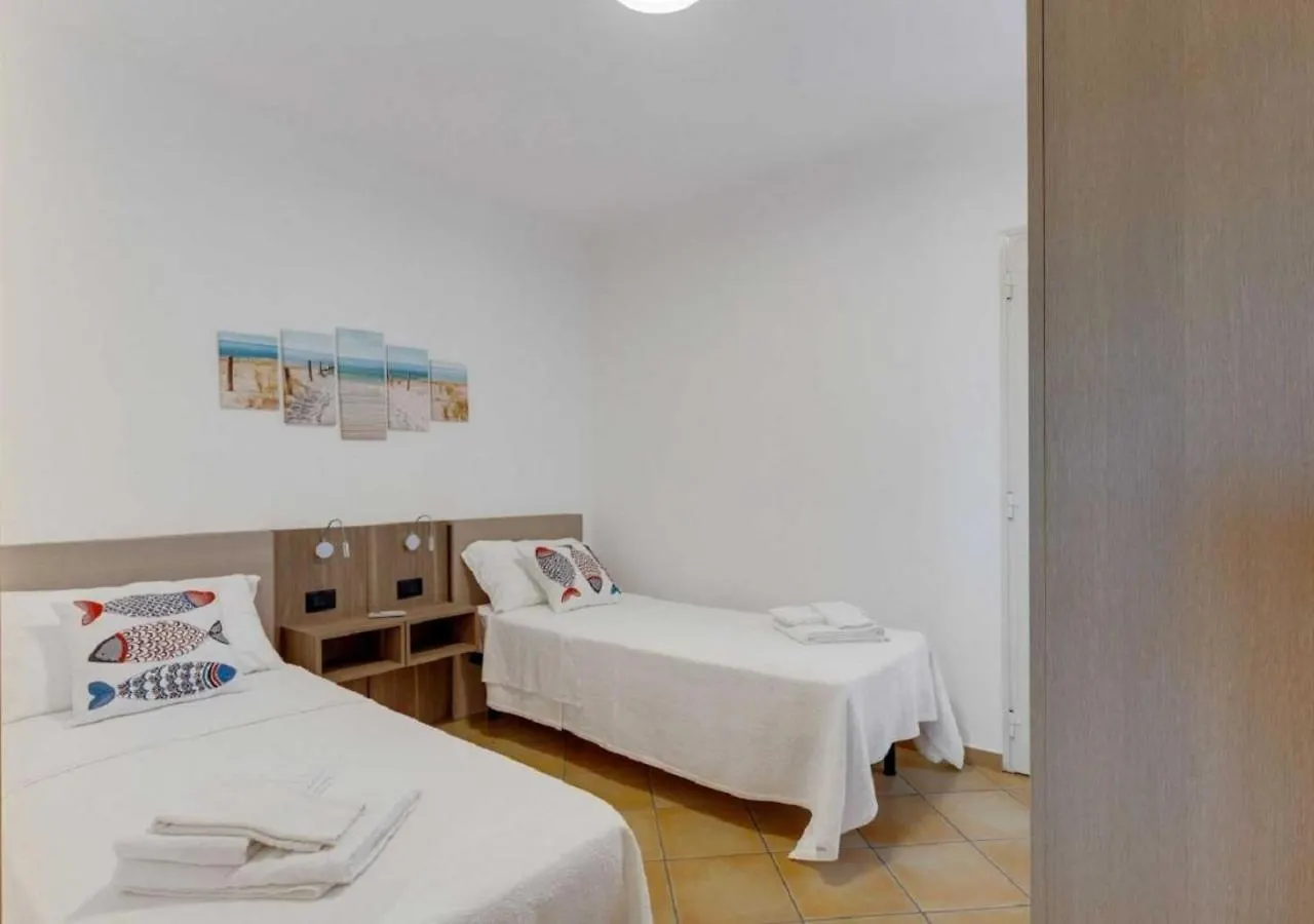 Dom wakacyjny Villa Rosimeli Con Piscina A 150 Mt Dal Mare Ispica